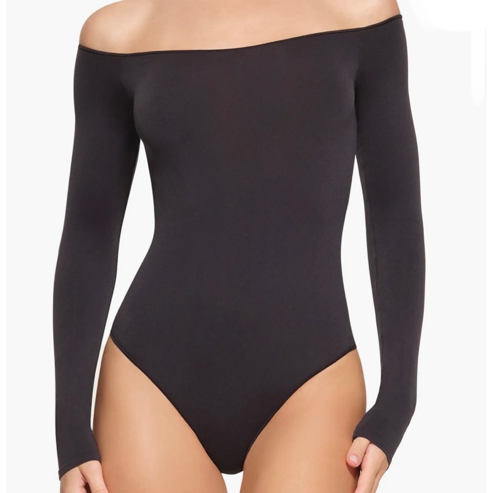 SKIMS off the shoulder top